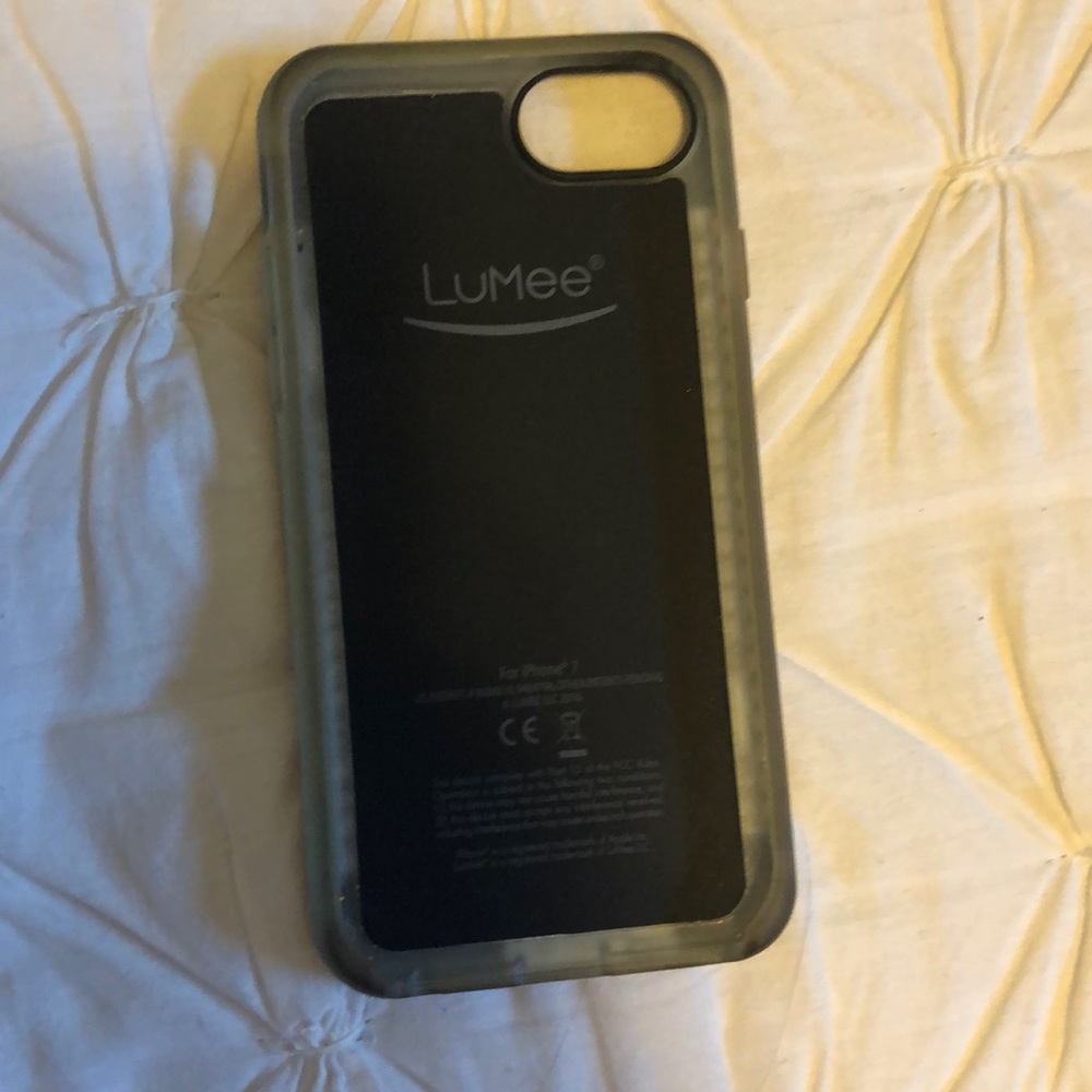 iPhone 7 LuMee phone case